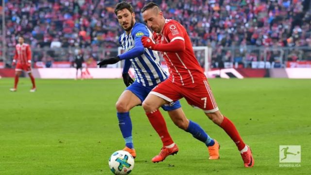  克莱蒙门将神勇发挥，多次扑救助球队全身而退