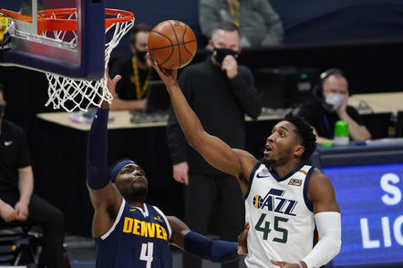  克拉克森替补登场砍高分爵士战胜快船  