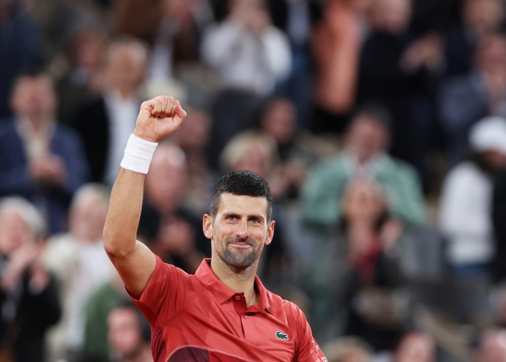  那不勒斯客场遭遇苦战，凭借毅力艰难拿下一分归途